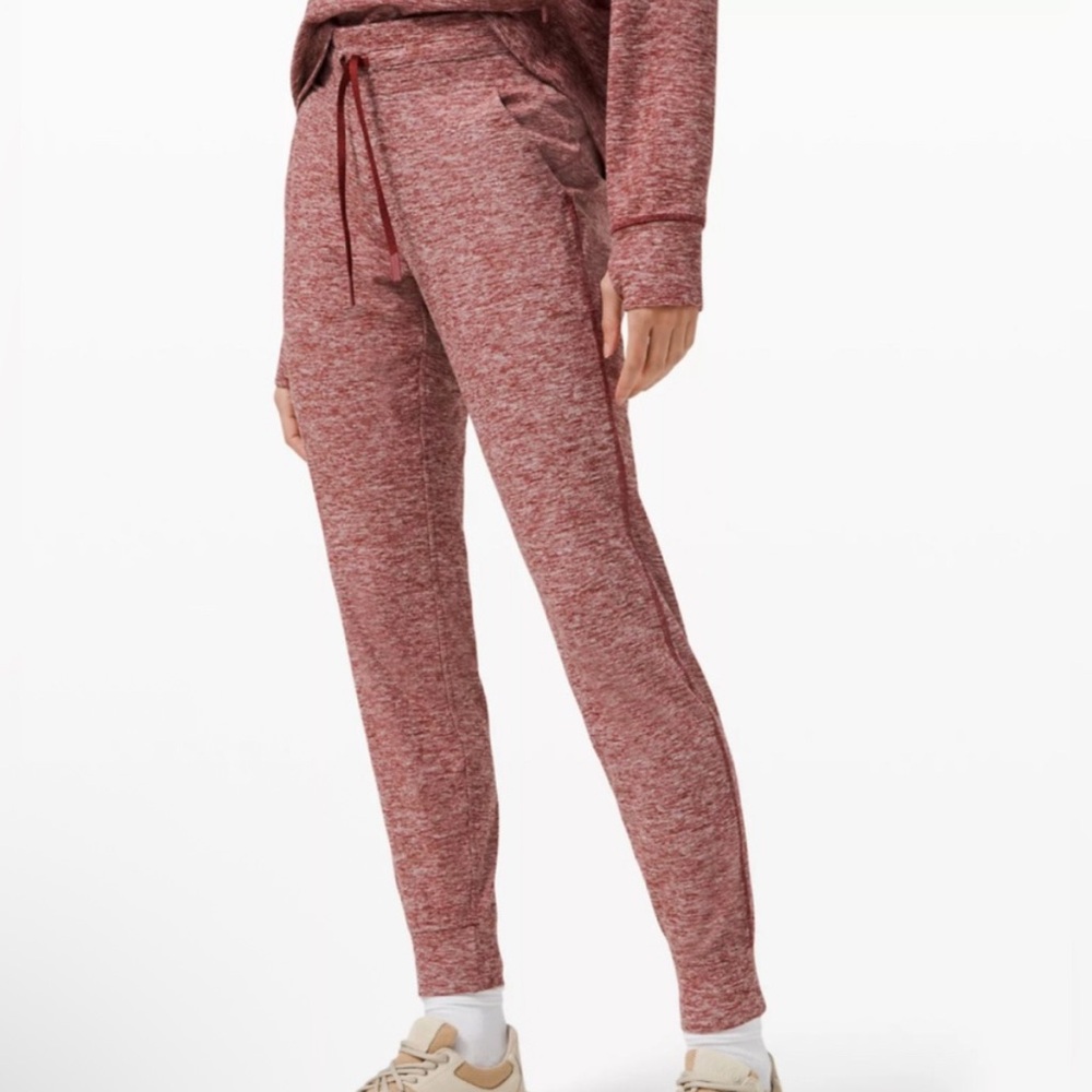 lululemon athletica burgandy heathered Jogger Pants size 6 EUC